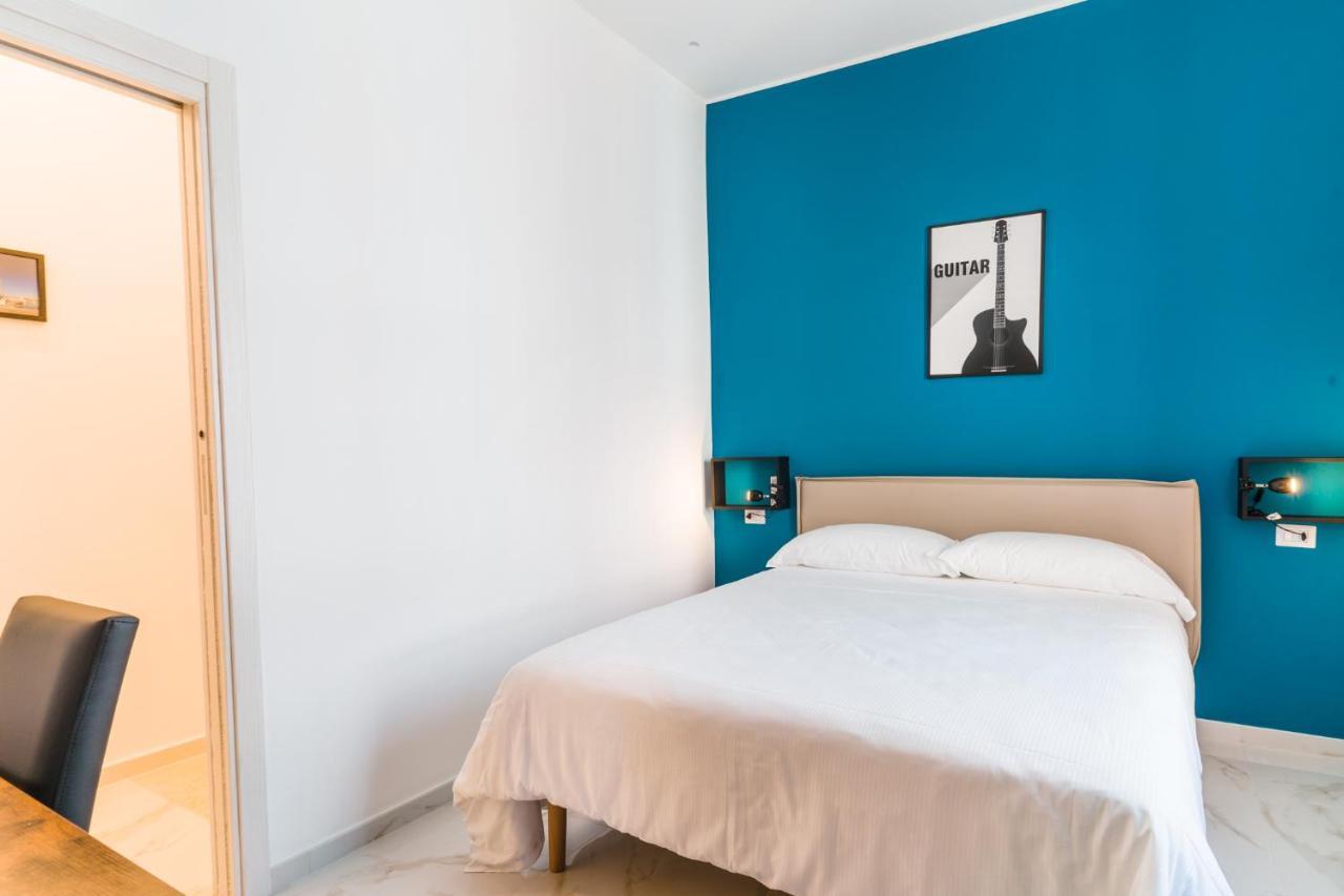 Guendalina Sweet Home - La Casetta Di Guendalina Trani Bagian luar foto