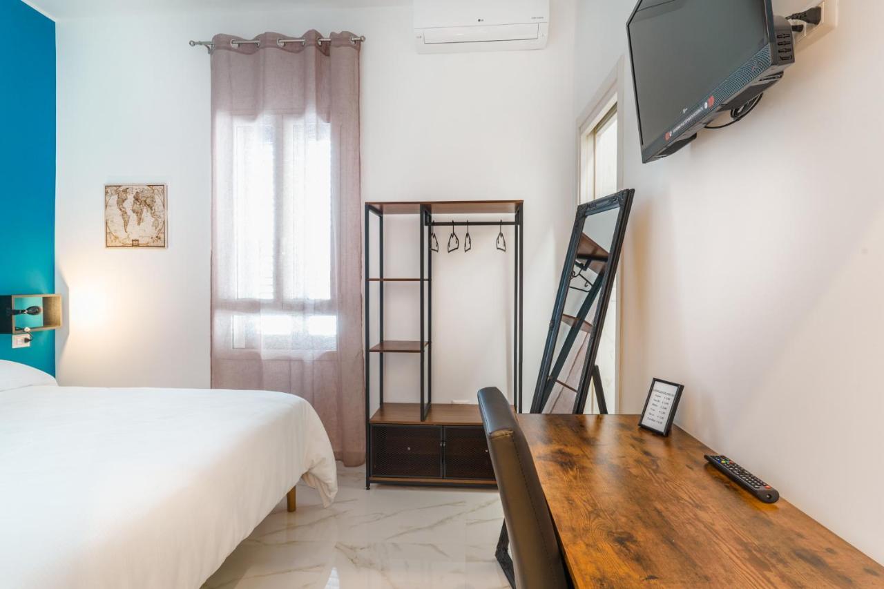 Guendalina Sweet Home - La Casetta Di Guendalina Trani Bagian luar foto
