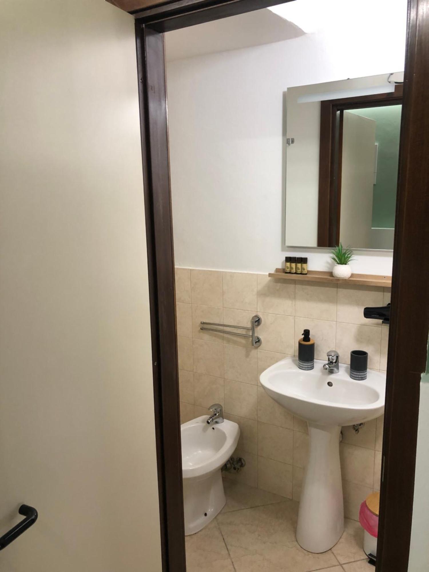 Guendalina Sweet Home - La Casetta Di Guendalina Trani Bagian luar foto