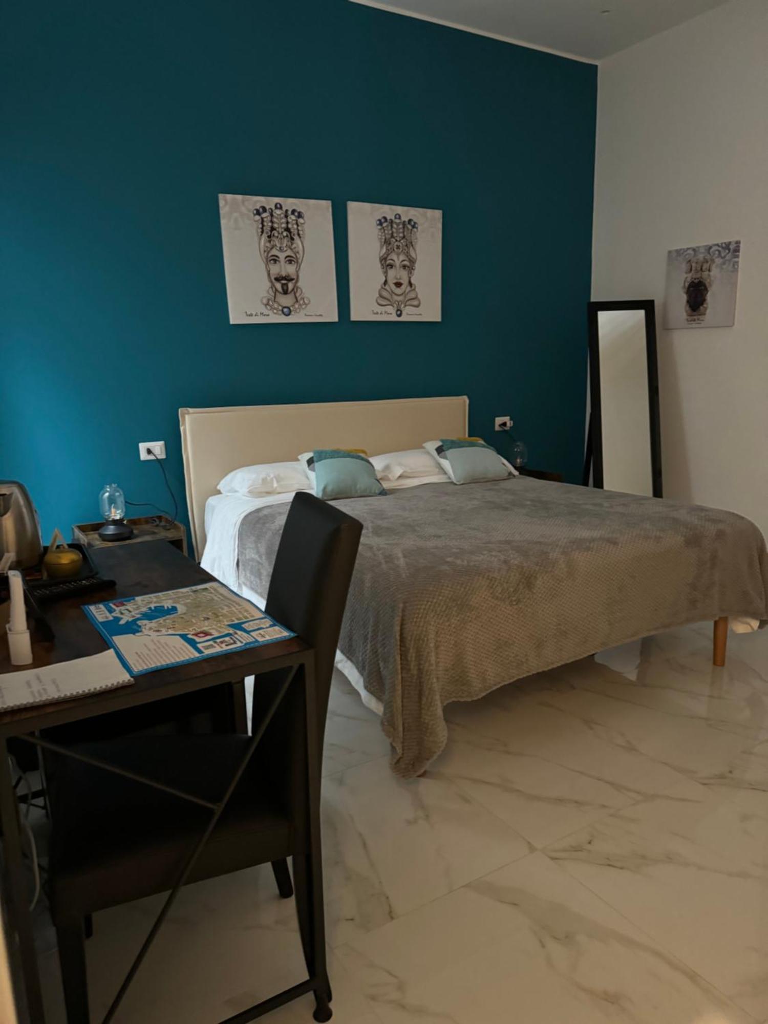 Guendalina Sweet Home - La Casetta Di Guendalina Trani Bagian luar foto